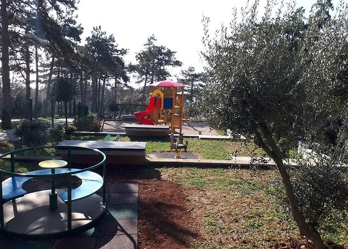 Calista 아파트 라벡